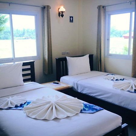 Naris Phuview Resort Satun Exterior photo
